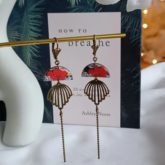 Fantasy Japanese Dangling Earrings - Picture 3 of 3